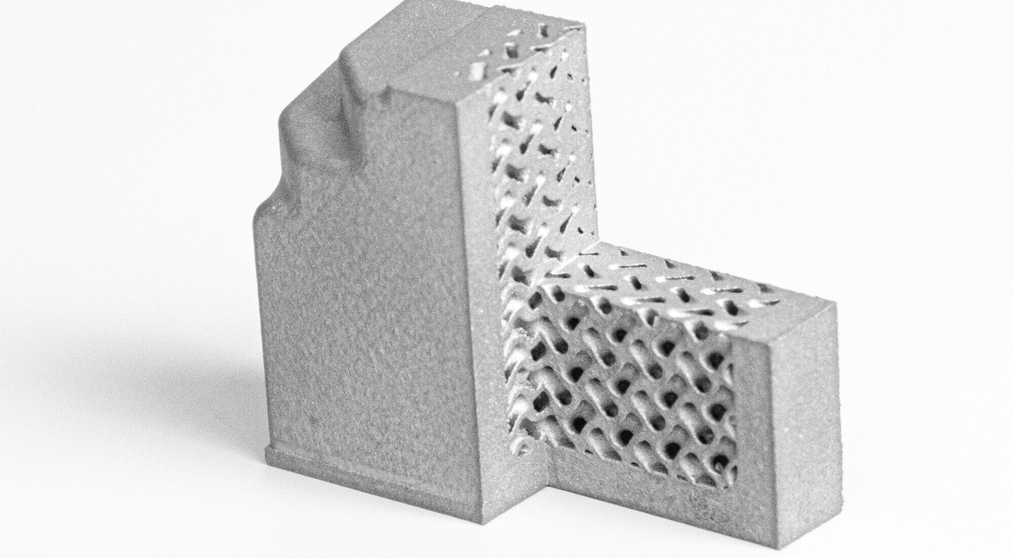 3D tisk segmentu s viditelnou vnítřní strukturou z nerezové oceli