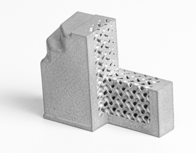 3D tisk segmentu s viditelnou vnítřní strukturou z nerezové oceli