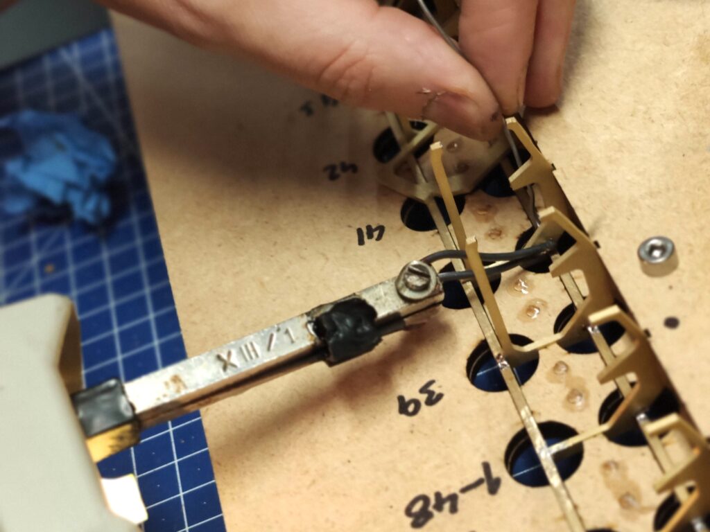 Přesné CNC frézování mosazi Protocast