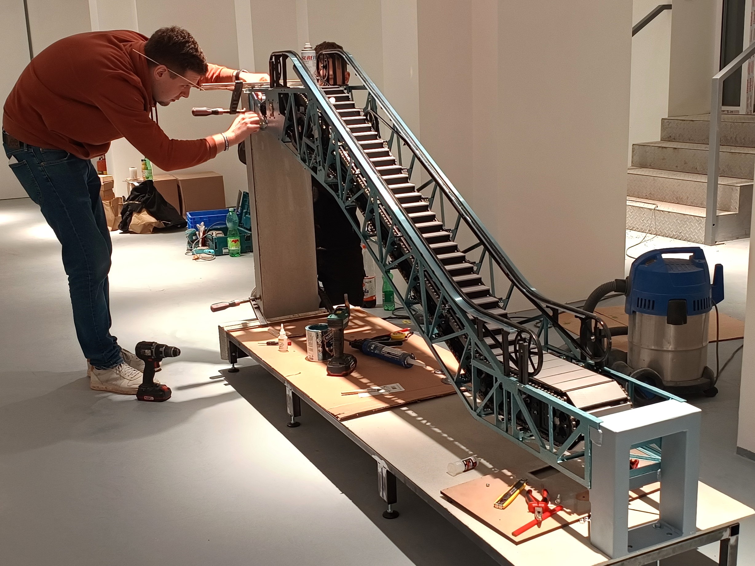 Funkční model eskalátoru PST 1000 metodou reverse engineering